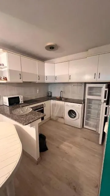 Sevilla Apartment 살루